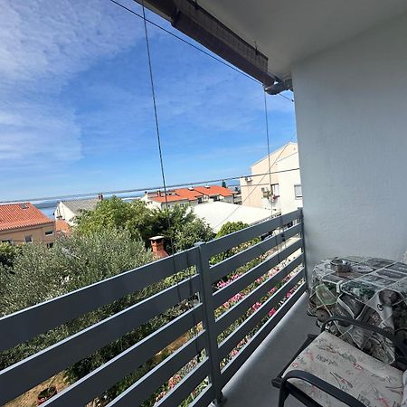 Apartmani Ira Crikvenica Exterior foto